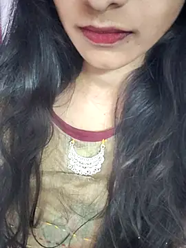 Snapshot of Queen-Bee143 chatting on 02.10.26 Queen-Bee143 online show from 02.10.26