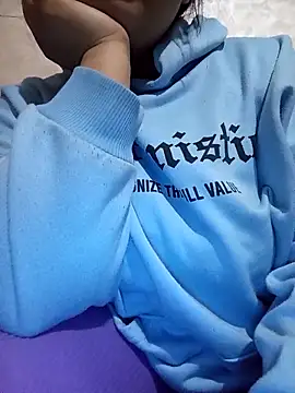 Snapshot of lily_sx chatting on 04.08.26 lily sx online show from 04.08.26