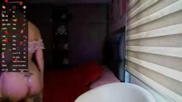 Kittyross online show from 10.29.25