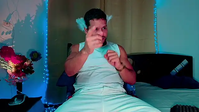 LucasGaeel online show from 11.11.25