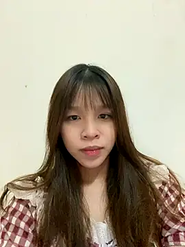 Snapshot of Hanaa07_ chatting on 10.05.25 Hanaa07  online show from 10.05.25