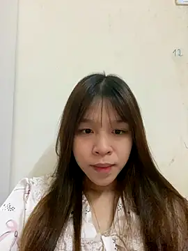 Snapshot of Hanaa07_ chatting on 10.08.25 Hanaa07  online show from 10.08.25