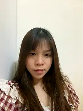 Snapshot of Hanaa07_ chatting on 10.11.25 Hanaa07  online show from 10.11.25