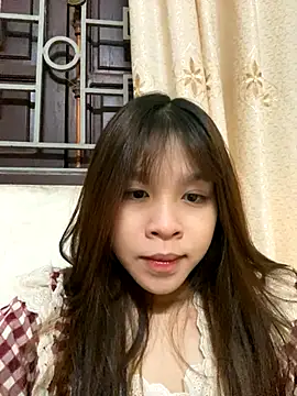 Snapshot of Hanaa07_ chatting on 10.18.25 Hanaa07  online show from 10.18.25