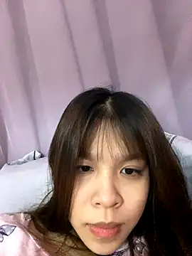 Snapshot of Hanaa07_ chatting on 11.02.25 Hanaa07  online show from 11.02.25