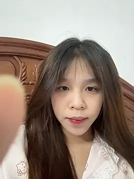 Hanaa07  online show from 12.18.25