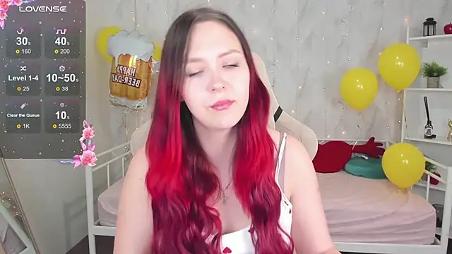 Snapshot of Monica__Queen chatting on 10.02.25 Monica Queen online show from 10.02.25