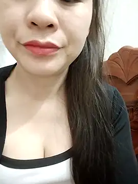 Girl Shy2000 online show from 11.15.25