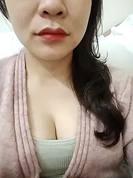 Girl Shy2000 online show from 02.10.26