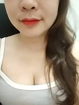 Girl Shy2000 online show from 04.29.26