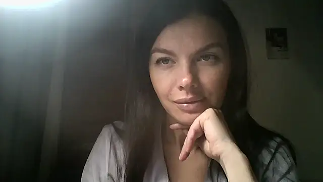 Lorivell online show from 11.24.25