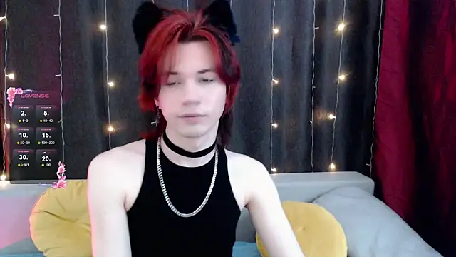 Snapshot of evan_reinhart chatting on 11.28.25 evan reinhart online show from 11.28.25