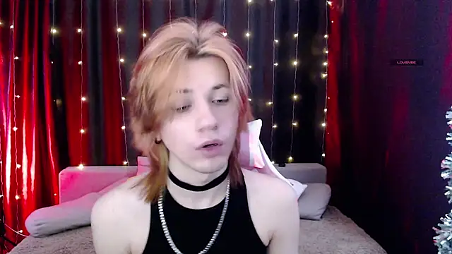 Snapshot of evan_reinhart chatting on 02.13.26 evan reinhart online show from 02.13.26