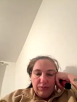 Snapshot of Eleanorxx chatting on 10.26.25 Eleanorxx online show from 10.26.25