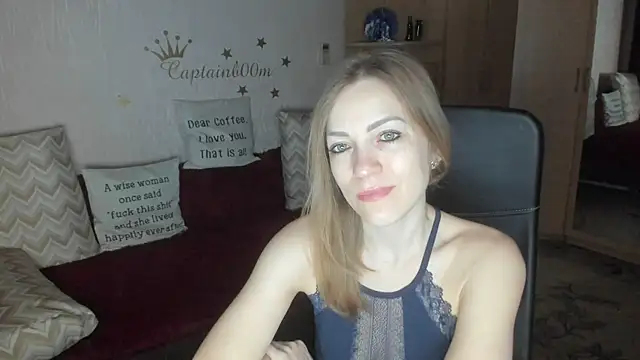 Tiffany Bates online show from 12.02.25