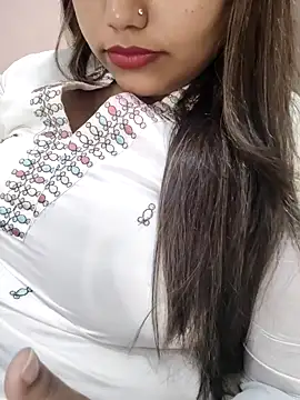 Miss Rose   online show from 11.05.25