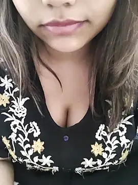 Miss Rose   online show from 11.25.25