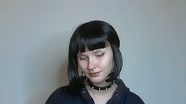 Snapshot of Paradoxy_ chatting on 10.22.25 Paradoxy online show from 10.22.25