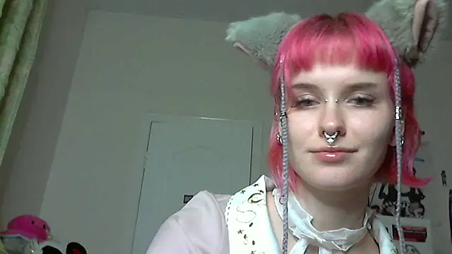 Snapshot of Paradoxy_ chatting on 02.19.26 Paradoxy online show from 02.19.26