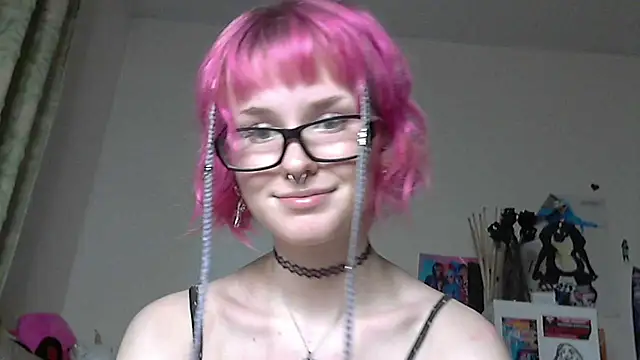 Snapshot of Paradoxy_ chatting on 03.20.26 Paradoxy online show from 03.20.26