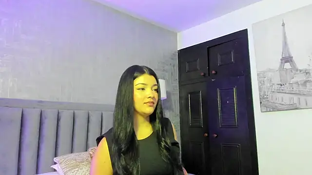 EmmaBlossom online show from 06.22.26