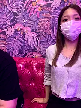 Snapshot of mj-story chatting on 12.22.25 mj-story online show from 12.22.25