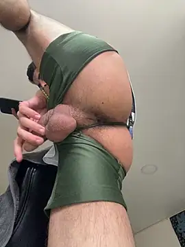 Pingasaboy20 online show from 12.19.25