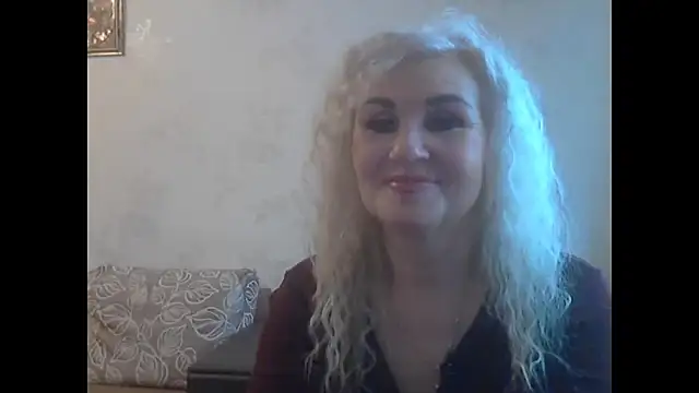 Snapshot of LadySexyBlond chatting on 12.03.25 LadySexyBlond online show from 12.03.25