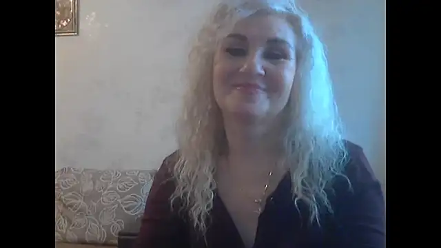 Snapshot of LadySexyBlond chatting on 01.07.26 LadySexyBlond online show from 01.07.26