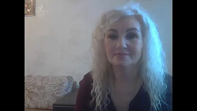 Snapshot of LadySexyBlond chatting on 01.13.26 LadySexyBlond online show from 01.13.26