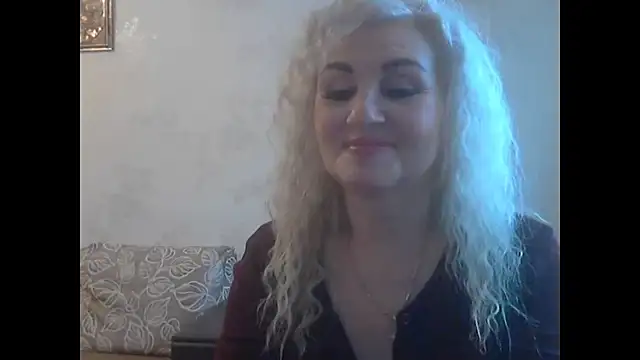 Snapshot of LadySexyBlond chatting on 04.03.26 LadySexyBlond online show from 04.03.26