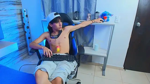 Lovers 21 online show from 10.08.25