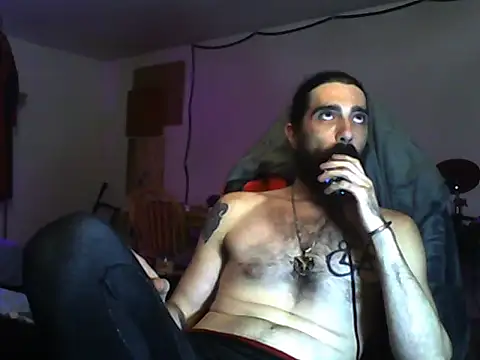 Neekaleek89 online show from 10.29.25