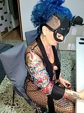 candymaxxx online show from 10.18.25