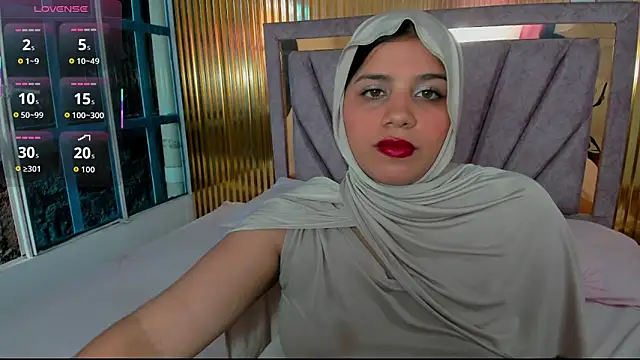 Amyra Rasi online show from 11.15.25