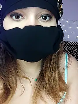 Snapshot of Gigi_mango chatting on 10.03.25 Gigi mango online show from 10.03.25