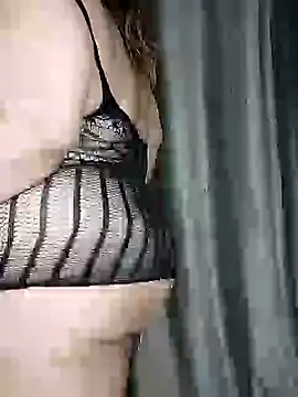 Snapshot of Gigi_mango chatting on 10.04.25 Gigi mango online show from 10.04.25