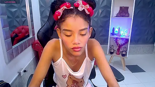 adisson petite1 online show from 02.23.26