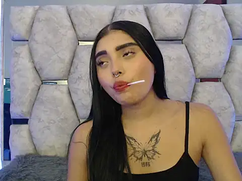 AnalyMilles online show from 10.24.25