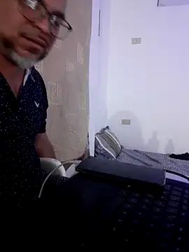 Snapshot of ANTHONYHOTT69 chatting on 11.07.25 ANTHONYHOTT69 online show from 11.07.25