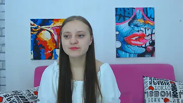 Snapshot of ArinaBelle chatting on 10.10.25 ArinaBelle online show from 10.10.25