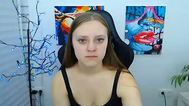 Snapshot of ArinaBelle chatting on 12.01.25 ArinaBelle online show from 12.01.25