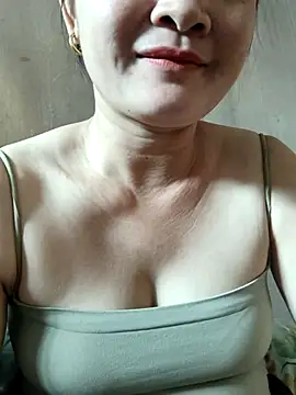 Snapshot of Paul-paul11 chatting on 10.21.25 Paul-paul11 online show from 10.21.25