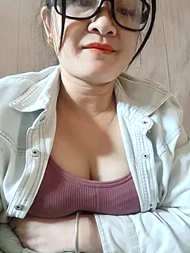 Snapshot of Paul-paul11 chatting on 11.20.25 Paul-paul11 online show from 11.20.25