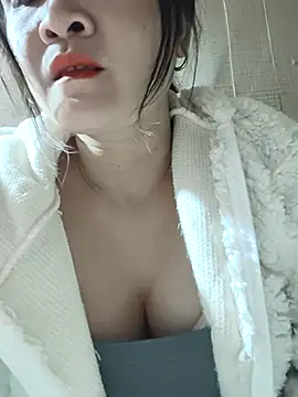 Snapshot of Paul-paul11 chatting on 11.25.25 Paul-paul11 online show from 11.25.25