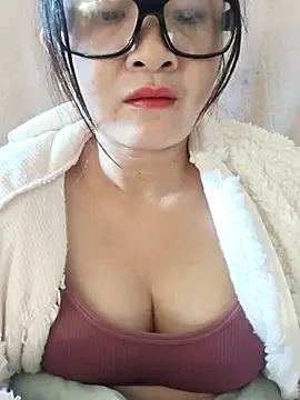 Snapshot of Paul-paul11 chatting on 11.28.25 Paul-paul11 online show from 11.28.25