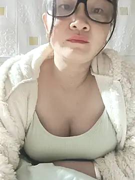 Snapshot of Paul-paul11 chatting on 12.13.25 Paul-paul11 online show from 12.13.25