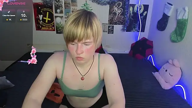 Cattie w  online show from 01.14.26