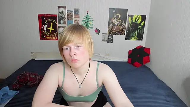 Snapshot of Cattie_w_ chatting on 03.28.26 Cattie w online show from 03.28.26