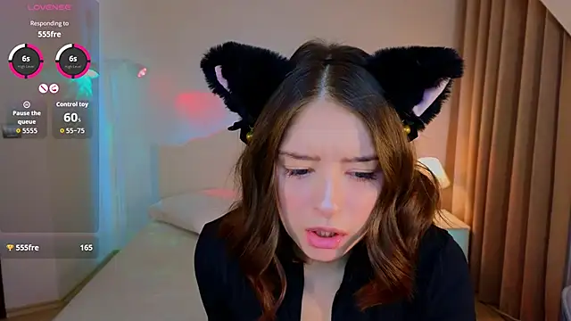  Amelia Shine  online show from 11.15.25